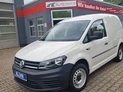 Weiß Gebraucht 2016 VW Caddy Van / Kleinbus | 9.998 € (Etwas zu teuer)