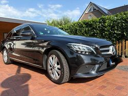 Schwarz Gebraucht 2018 Mercedes C220 Kombi | 18.500 € (Fairer Preis)