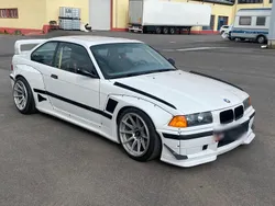 Weiß Gebraucht 1996 BMW 325 Coupé | 28.500 €