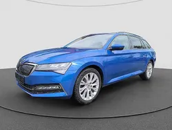 Raceblau metallic Gebraucht 2021 Skoda Superb Ambition Kombi | 23.790 € (Guter Preis)