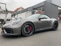 Grau Gebraucht 2024 Porsche 911 Carrera GTS Cabrio | 189.999 €