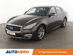 Braun Gebraucht 2015 Infiniti Q70 Premium Limousine | 16.990 €