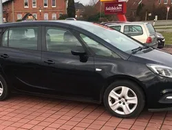 Schwarz Gebraucht 2018 Opel Zafira Tourer Van / Kleinbus | 6.999 € (Guter Preis)
