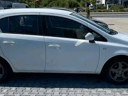 Weiß Gebraucht 2014 Opel Corsa Kleinwagen | 3.300 € (Fairer Preis)