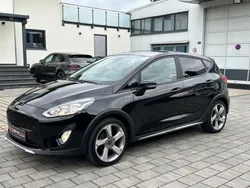 Schwarz Gebraucht 2018 Ford Fiesta Active Kleinwagen | 10.950 € (Fairer Preis)