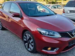 Rot Gebraucht 2017 Nissan Pulsar N-Connecta Limousine | 11.850 € (Fairer Preis)