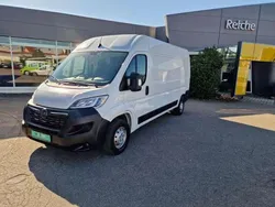 Casablancaweiss (weiß) Gebraucht 2024 Opel Movano Edition Van | 25.290 €