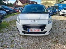 Weiß Gebraucht 2014 Peugeot 5008 Van / Kleinbus | 2.650 € (Fairer Preis)