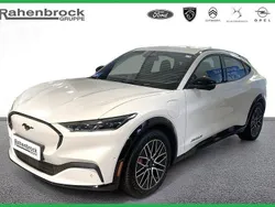 Star white platinum metallic Neu 2025 Ford Mustang Mach-E Extended Range SUV | 54.990 € (Fairer Preis)