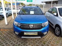 Blau Gebraucht 2020 Dacia Sandero Prestige Kleinwagen | 9.990 € (Guter Preis)