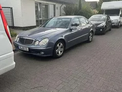 Gebraucht 2003 Mercedes E270 Avantgarde Limousine | 4.500 € (Etwas zu teuer)