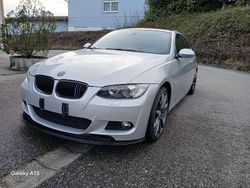 Silber Gebraucht 2007 BMW 330 M Sport Coupé | 12.000 € (Etwas zu teuer)