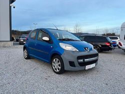 Blau Gebraucht 2011 Peugeot 107 Urban Move Kleinwagen | 2.999 € (Fairer Preis)