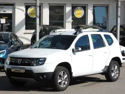 Weiß Gebraucht 2016 Dacia Duster Prestige SUV | 11.980 € (Etwas zu teuer)