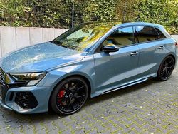 Grau Gebraucht 2024 Audi RS3 Sport Limousine | 61.000 € (Guter Preis)
