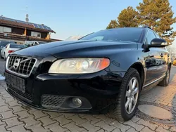 Schwarz Gebraucht 2011 Volvo V70 Kombi | 4.500 € (Guter Preis)