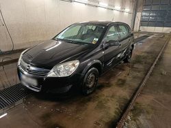 Schwarz Gebraucht 2008 Opel Astra Kleinwagen | 500 € (Superpreis)