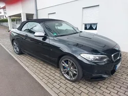 Schwarz Gebraucht 2016 BMW M235 Sport Line Cabrio | 26.900 € (Etwas zu teuer)