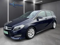 Blau Gebraucht 2018 Mercedes B180 Style Van / Kleinbus | 20.980 € (Fairer Preis)