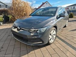 Grau Gebraucht 2024 VW Golf VIII Move Kombi | 25.150 € (Superpreis)