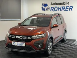Orange Gebraucht 2023 Dacia Jogger Expression Van / Kleinbus | 18.800 € (Fairer Preis)