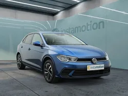 Blau Gebraucht 2024 VW Polo IQ Drive Limousine | 22.100 € (Fairer Preis)