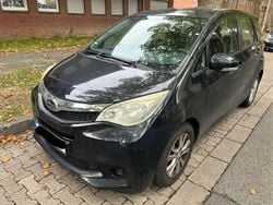 Schwarz Gebraucht 2011 Subaru Trezia Active Kleinwagen | 2.100 € (Superpreis)