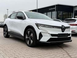 Weiß Gebraucht 2022 Renault Megane E-Tech Equilibre Limousine | 18.990 € (Fairer Preis)