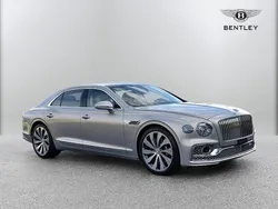 Silber Gebraucht 2021 Bentley Flying Spur Limousine | 240.310 €