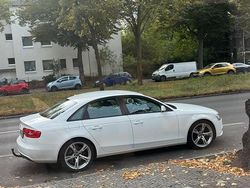 Weiß Gebraucht 2015 Audi A4 Limousine | 12.500 € (Fairer Preis)