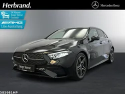 Metalliclack kosmosschwarz Gebraucht 2024 Mercedes A220 AMG Limousine | 34.990 € (Guter Preis)