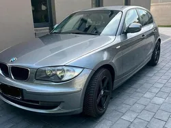Grau Gebraucht 2010 BMW 116 Kleinwagen | 2.100 €