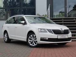 Weiß Gebraucht 2018 Skoda Octavia Ambition Kombi | 8.900 € (Guter Preis)