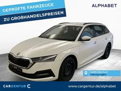 Candyweiß uni Gebraucht 2023 Skoda Octavia Ambition Kombi | 26.690 € (Guter Preis)