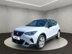 Nevada weiß metallic/midnight schwarz metallic Gebraucht 2023 Seat Arona Xperience SUV | 19.480 € (Fairer Preis)