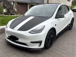 Weiß Gebraucht 2021 Tesla Model Y Long Range SUV | 36.500 € (Etwas zu teuer)
