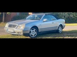 Silber Gebraucht 1999 Mercedes CLK200 Cabrio | 2.250 € (Fairer Preis)