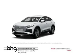 Weiß Gebraucht 2021 Audi Q4 Sportback e-tron Ambiente SUV | 24.460 € (Fairer Preis)