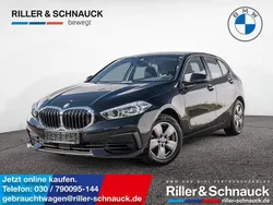 Saphirschwarz Gebraucht 2022 BMW 116 Advantage Kleinwagen | 19.950 € (Guter Preis)