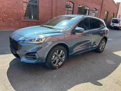 Blau (metallic) Gebraucht 2024 Ford Kuga ST-Line X SUV | 31.990 € (Superpreis)