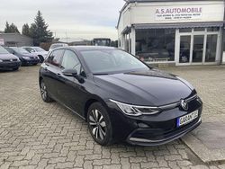 Schwarz Gebraucht 2024 VW Golf VIII Move Limousine | 25.960 € (Guter Preis)