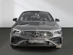 Gebraucht 2025 Mercedes CLA200 Shooting Brake Kombi | 44.980 €