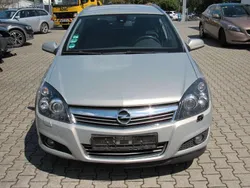 Silber Gebraucht 2009 Opel Astra Innovation Kombi | 890 € (Superpreis)