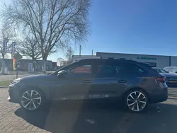 Grau Gebraucht 2020 Seat Leon FR Limousine | 11.304 € (Guter Preis)