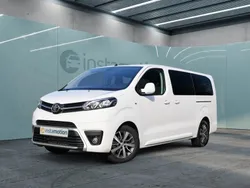 Weiß Gebraucht 2022 Toyota Proace Verso Team Kombi | 42.138 € (Fairer Preis)