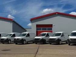 Weiß Gebraucht 2021 Dacia Dokker Express Essentiel Van | 5.390 € (Fairer Preis)