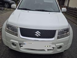 Weiß Gebraucht 2008 Suzuki Grand Vitara Limited SUV | 7.999 € (Teuer)