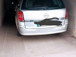 Silber Gebraucht 2005 Opel Astra Kombi | 1.100 € (Guter Preis)