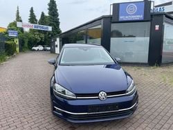 Blau Gebraucht 2018 VW Golf VII Sound Limousine | 14.700 € (Guter Preis)