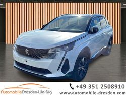 Weiß weiß (metallic) Gebraucht 2023 Peugeot 3008 GT SUV | 26.980 € (Fairer Preis)